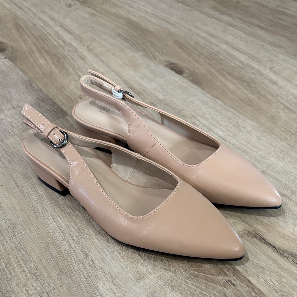 NEW Women’s KKP Slingback Kitten Heels